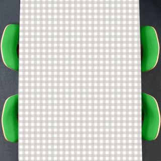 lola-oilcloth-Chiwy-Linen