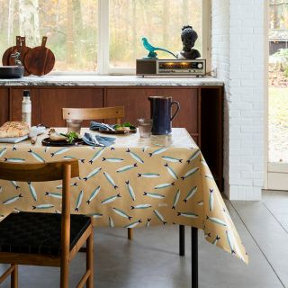 Oilcloth-Sardines-lola-Pindwa cleur