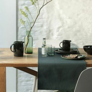 Table Runner-Green-Strak-Donker-Table Accessory