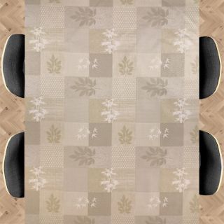 tablecloth-to-leaf-beige-garden-outsideuninap